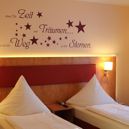 Hotel Häfner Bad Schonborn Rum bild