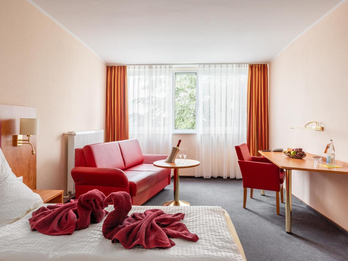 Hotel Häfner Bad Schonborn Exteriör bild