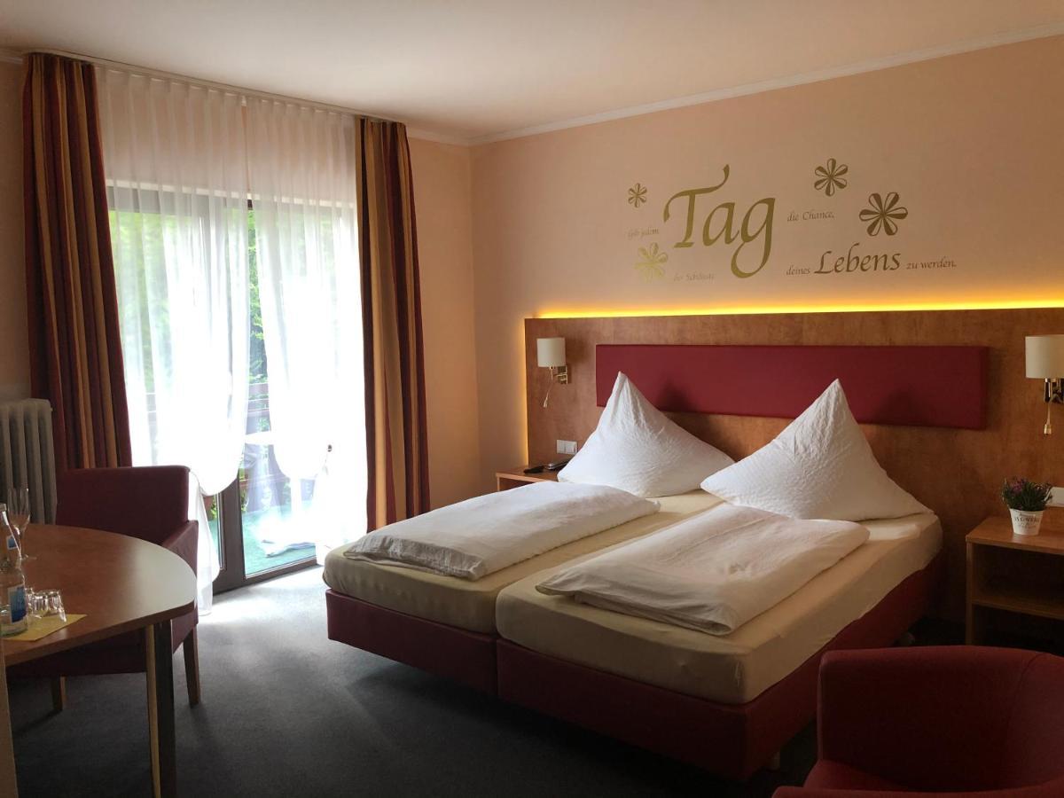 Hotel Häfner Bad Schonborn Exteriör bild